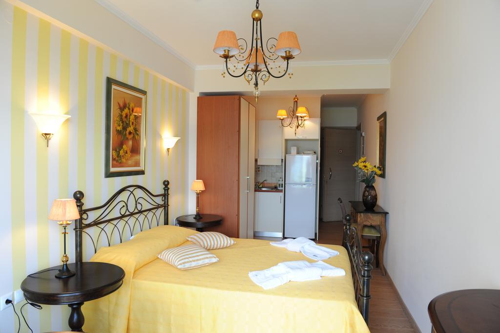 Agnadi Suites Episkopos Exterior photo