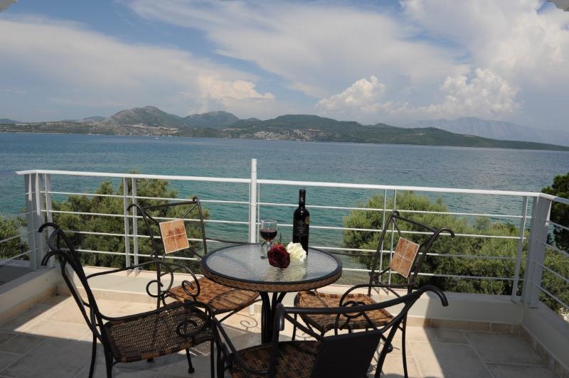 Agnadi Suites Episkopos Exterior photo